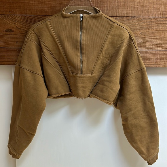 JOAH BROWN HALF ZIP CROP PULLOVER - Picture 2 of 6